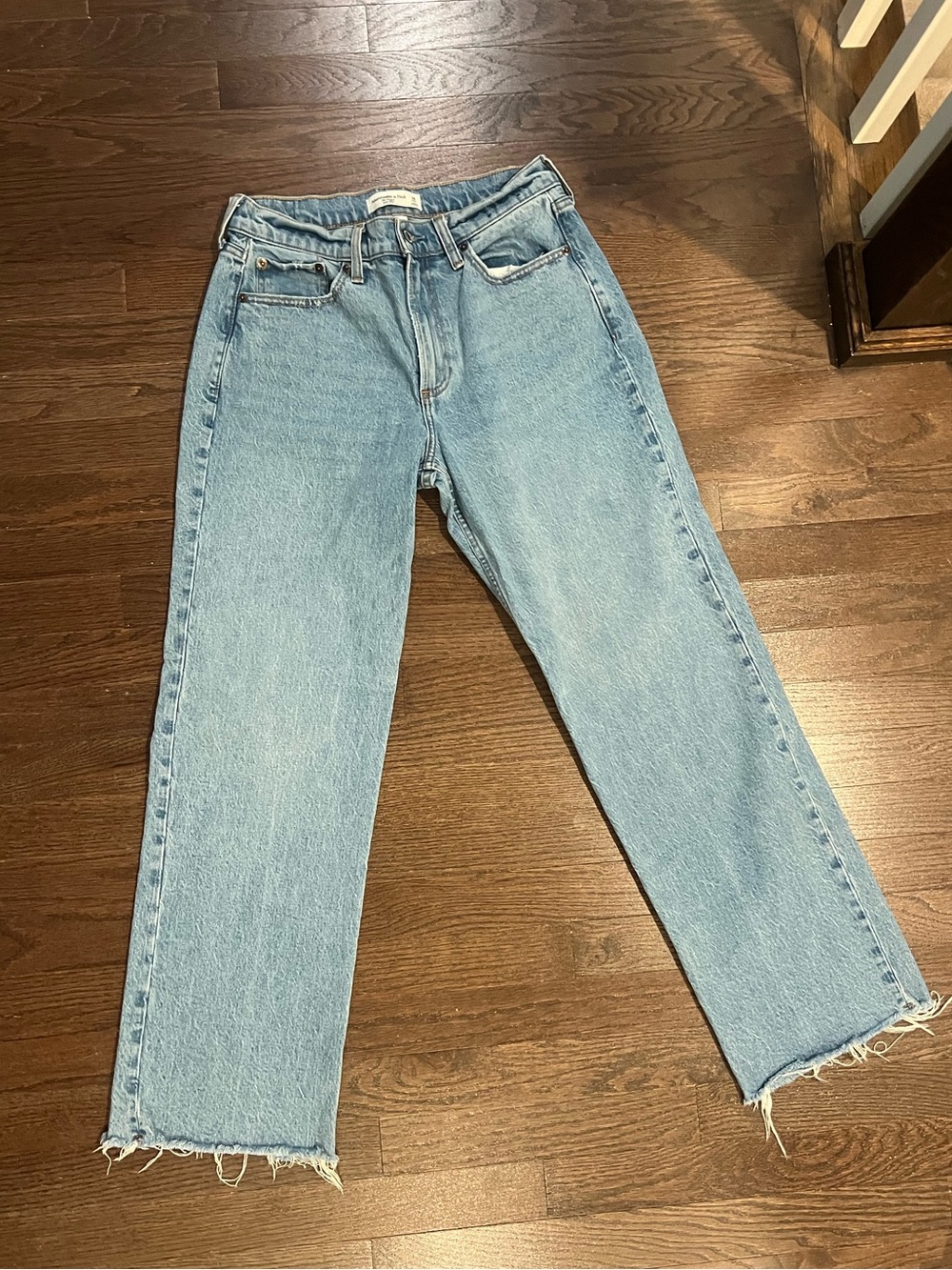 Abercrombie Curve Love Low Rise Baggy Jeans